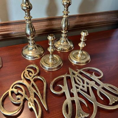 Virginia Metalcrafters Brass Candle Holders And Trivets 