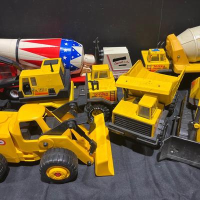 Tonka Trucks Plus Quercetti Concrete Truck Includes Little Tykes