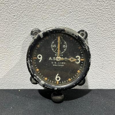 WWII US Army Waltham XA Aviation Section Signal Military Aircraft Clock