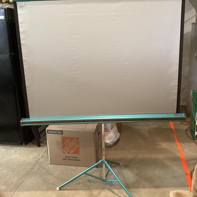 Projection Screen