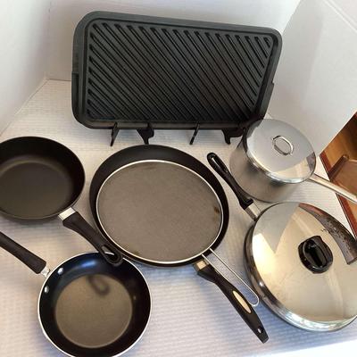Assorted Pots & Pans