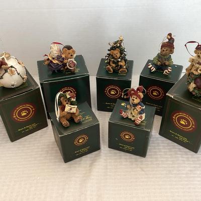 Boyds Bear Ornaments (7)