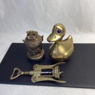 Adv. corkscrew, lighter, duck bank
