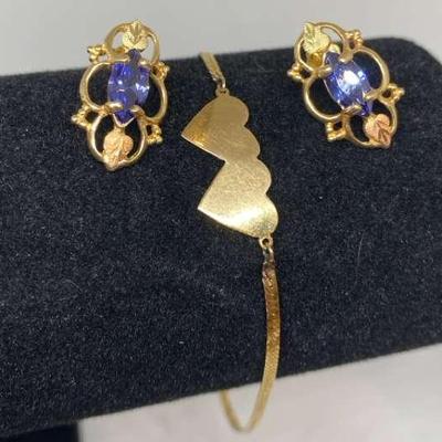 10k Gold Bracelet and Pair of Earrings