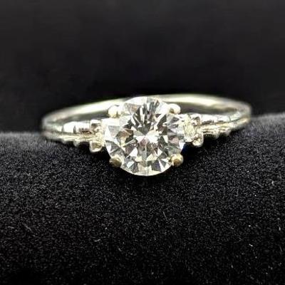 Women's Diamond Ring 