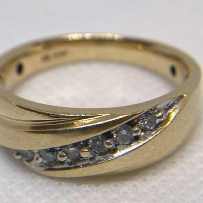 10k Gold 6 Diamond Ring