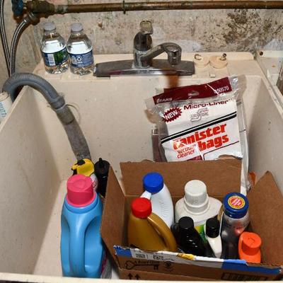 11 laundry room15
