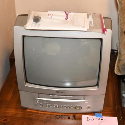 05 family room 21