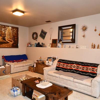 05 family room 5