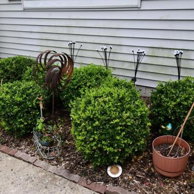 887 front yard