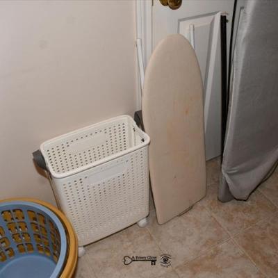 802 laundry room