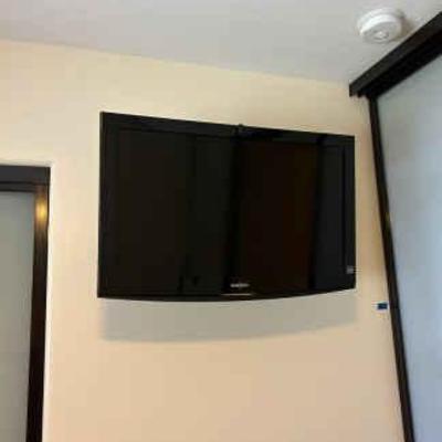 AAE035- Insignia Mounted 30" LCD TV, Perfect for Your Bar!