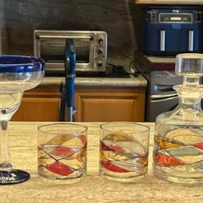 AAE071 - 2 T.G.I Friday's Margarita Glasses, Stained Glass Decanter + Cups, Margarita Cups