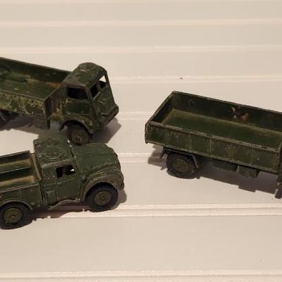 Metal toy military trucks