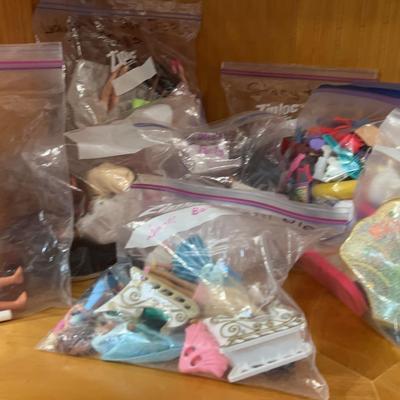 Barbie’s & Accessory Grab Bags