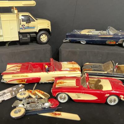 Vintage Model Cars & Truck