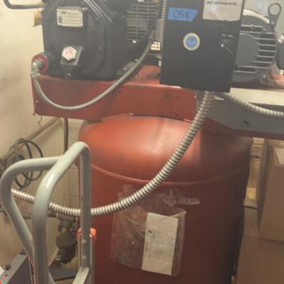 CCS058 - Large Industrial Air Compressor