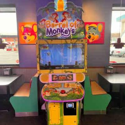 CCS124 - Barrel of Monkeys Game