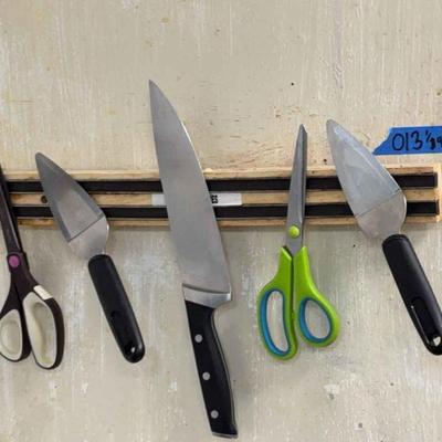 CCS013 Four Wooden Magnetic Appliance Holders