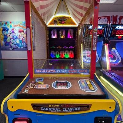 CCS102-Down the Clown Arcade Game