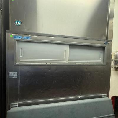 CCS043 Hoshizaki Ice Maker & Follett Ice Storage Bin