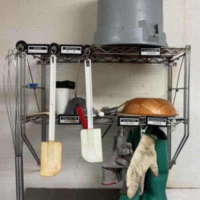 CCS010 Metal Two Shelf Wall Rack
