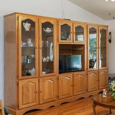 Sale Photo Thumbnail #184: TV unit is modular