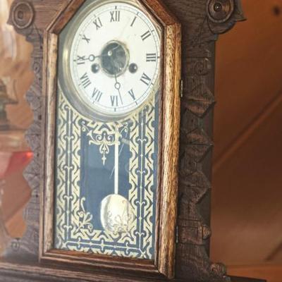 Sale Photo Thumbnail #47: Antique clock w/key