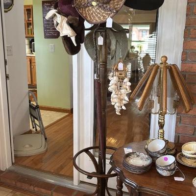 Sale Photo Thumbnail #271: Hat rack