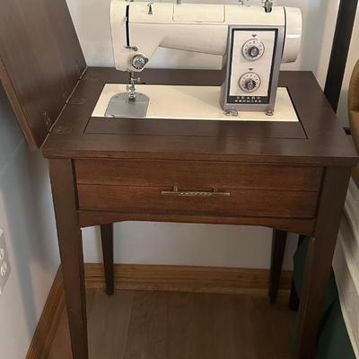 Sale Photo Thumbnail #368: Sears 1584.52