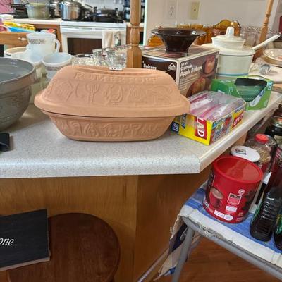 Sale Photo Thumbnail #231: Romertopf cooker