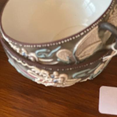 Sale Photo Thumbnail #92: Japanese dragon cups