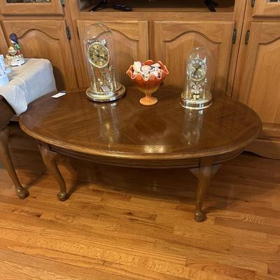 Sale Photo Thumbnail #202: Coffee table