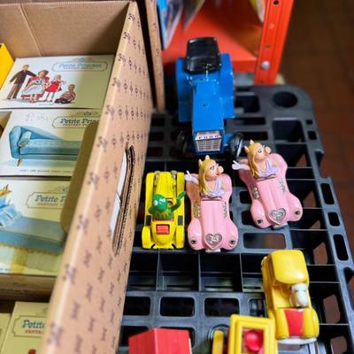 Sale Photo Thumbnail #257