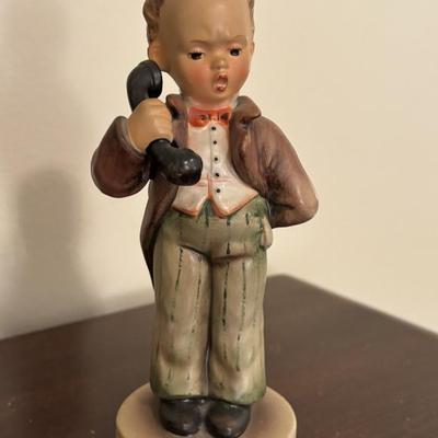 Sale Photo Thumbnail #15: Vtg. Hummel Goebel "Hello" Figurine