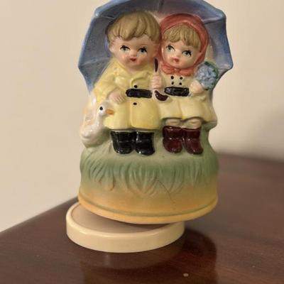 Sale Photo Thumbnail #42: Vtg Rotating Ceramic Music Box
