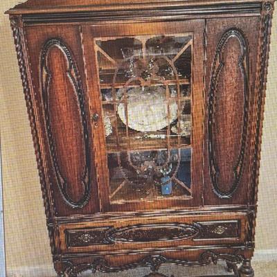 Sale Photo Thumbnail #75: Vintage China Display Cabinet