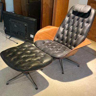 George Mulhauser Plycraft MCM Mr. Chair & Ottoman