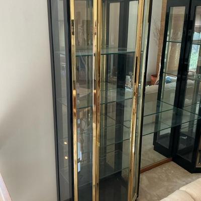 Lighted Glass Curio (17.5 x 30 x 82) (DR52)