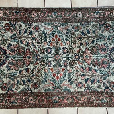 Persian Wool Rug 30" x 49.5" without fringe