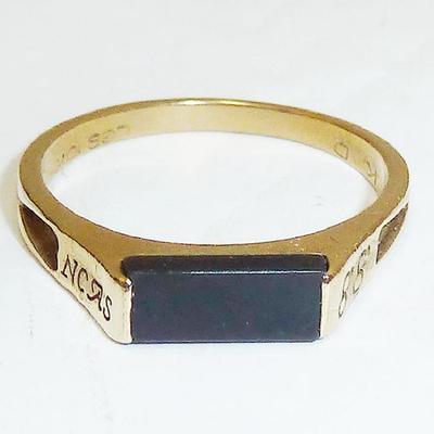 Sale Photo Thumbnail #50: more Gold jewelry