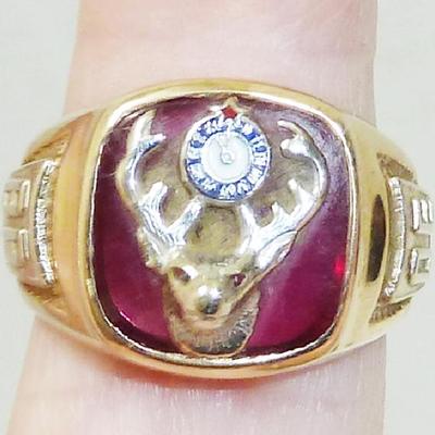 Sale Photo Thumbnail #29: more Gold jewelry
