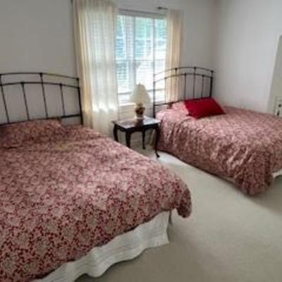 Sale Photo Thumbnail #16: Double beds