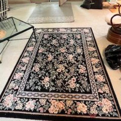 Sale Photo Thumbnail #11: Rugs