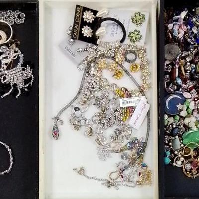 Sale Photo Thumbnail #824