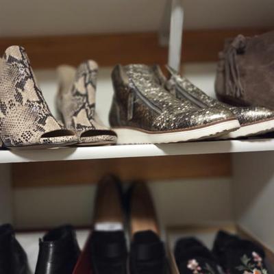 Sale Photo Thumbnail #90