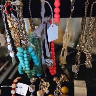 Sale Photo Thumbnail #84
