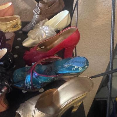 Sale Photo Thumbnail #152