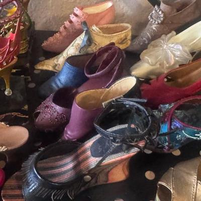 Sale Photo Thumbnail #153