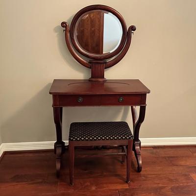 Vanity Desk With Stool